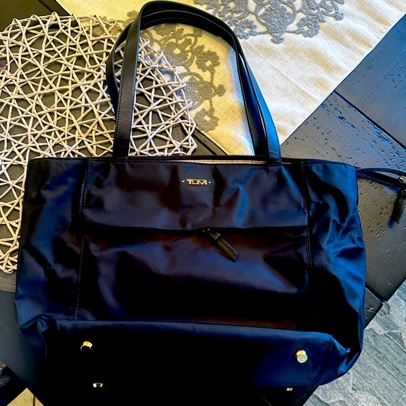 Tumi Bags Tumi Voyager Nylon Tote Poshmark